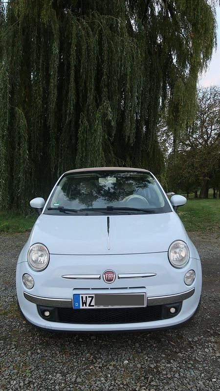 Blau Gebraucht 2010 Fiat 500C Lounge Cabrio | 5.000 € (Fairer Preis) - Bild 1/4