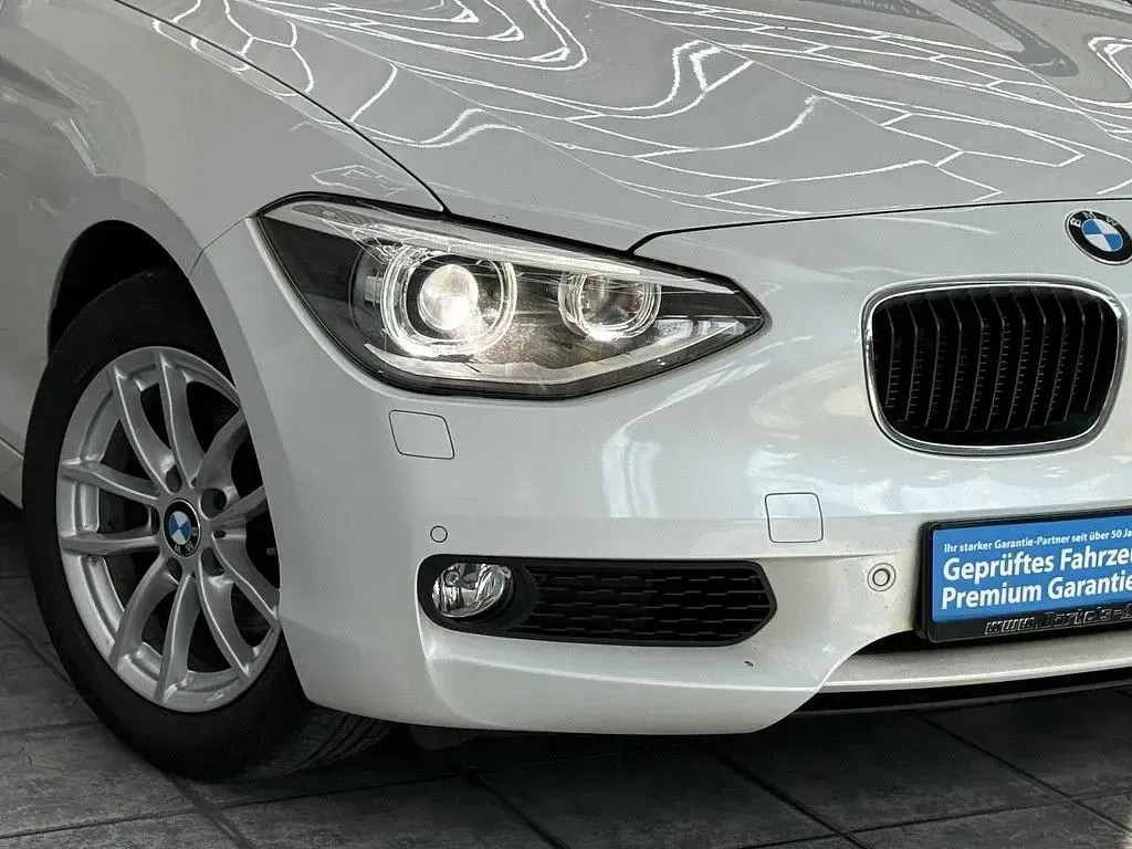 Gebraucht BMW 120 Advantage 184 PS (135 kW) 2014 Mineralweiss metallic Kleinwagen