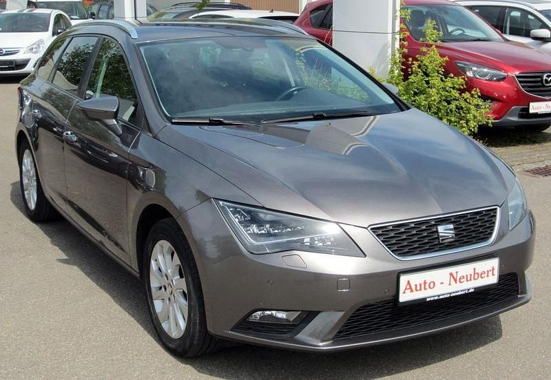 Grau Gebraucht 2014 Seat Leon ST Style Kombi | 9.950 € (Fairer Preis) - Bild 1/4