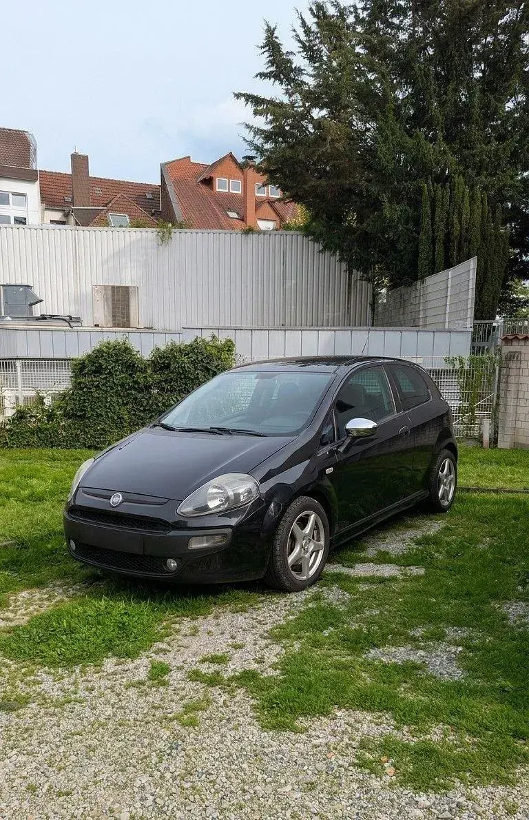 Gebraucht Fiat Punto Evo 135 PS (99 kW) 2010 Schwarz Kleinwagen