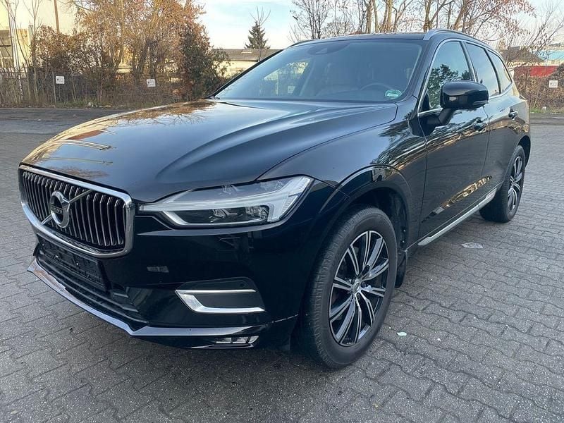 Schwarz Gebraucht 2019 Volvo XC60 Inscription SUV | 20.900 € (Fairer Preis) - Bild 1/4