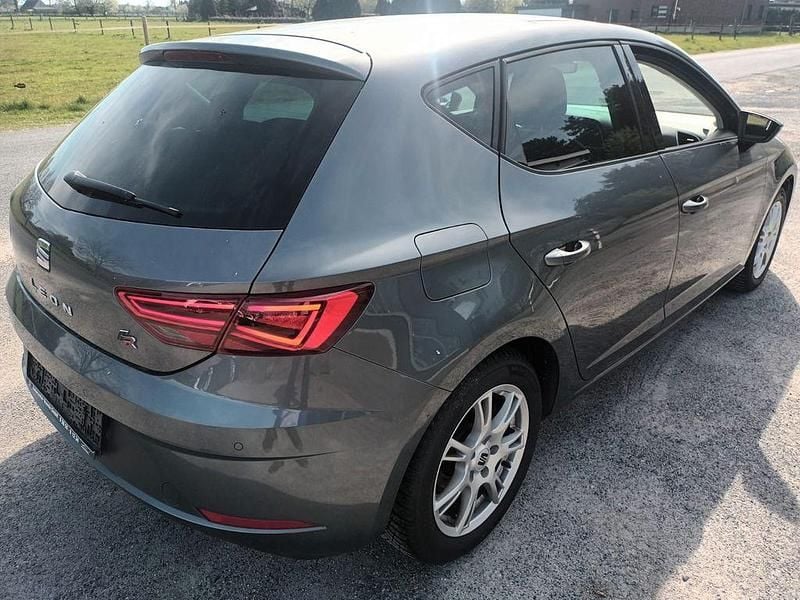 Gebraucht Seat Leon FR 125 PS (91 kW) 2017 Grau Limousine