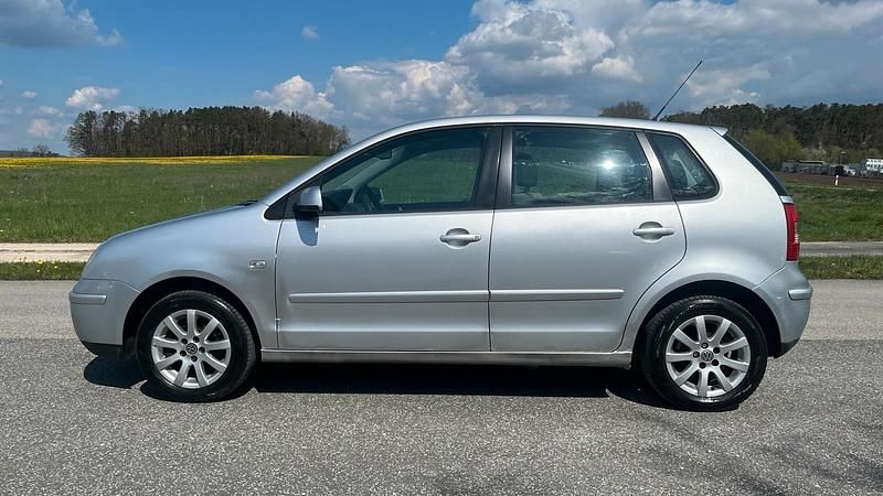 Usata VW Polo 64 CV (47 kW) 2005 Argento Utilitaria