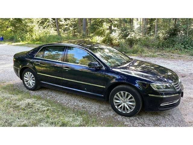 Blau Gebraucht 2011 VW Phaeton Limousine | 8.750 € (Fairer Preis) - Bild 1/4