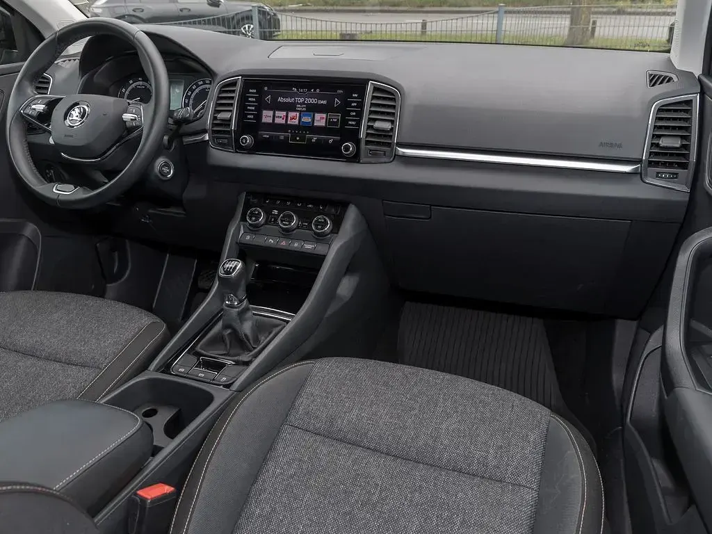 Gebraucht Skoda Karoq Clever 150 PS (110 kW) 2021 Schwarzmagic perleffekt SUV