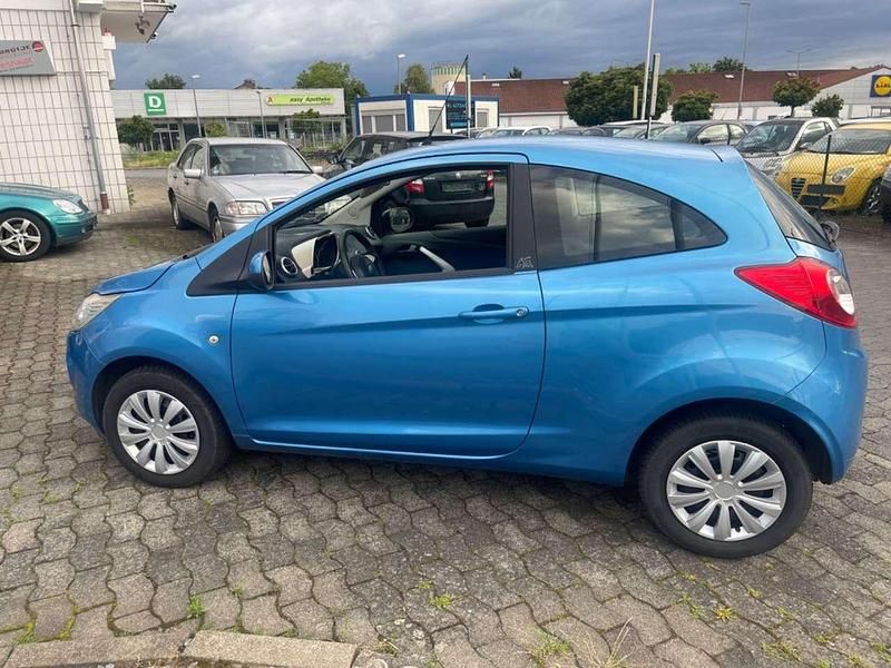 Gebraucht Ford Ka Titanium 69 PS (50 kW) 2009 Blau Kleinwagen