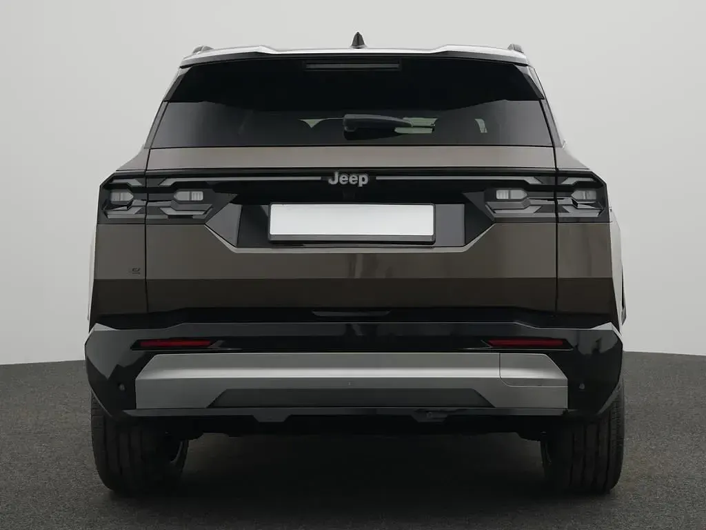 Neu Jeep Compass 224 PS (164 kW) 2026 Amazoni green / schwarz SUV