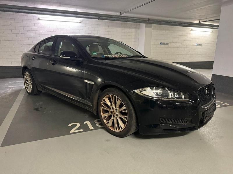 Gebraucht Jaguar XF S 275 PS (202 kW) 2011 Ebony . Limousine