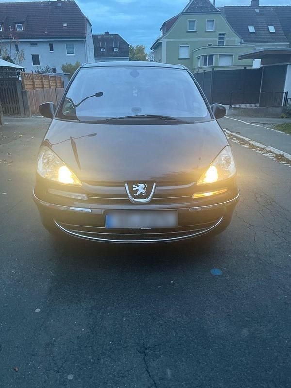 Schwarz Gebraucht 2010 Peugeot 807 Van / Kleinbus | 2.350 € (Fairer Preis) - Bild 1/4