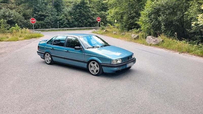 Gebraucht VW Passat 115 PS (84 kW) 1990 Blau Limousine