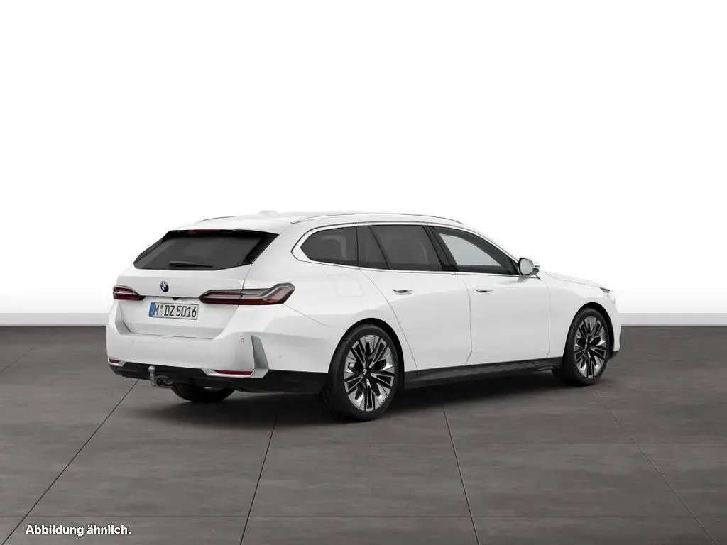 Gebraucht BMW 520 Comfort Edition 197 PS (144 kW) 2026 Kombi