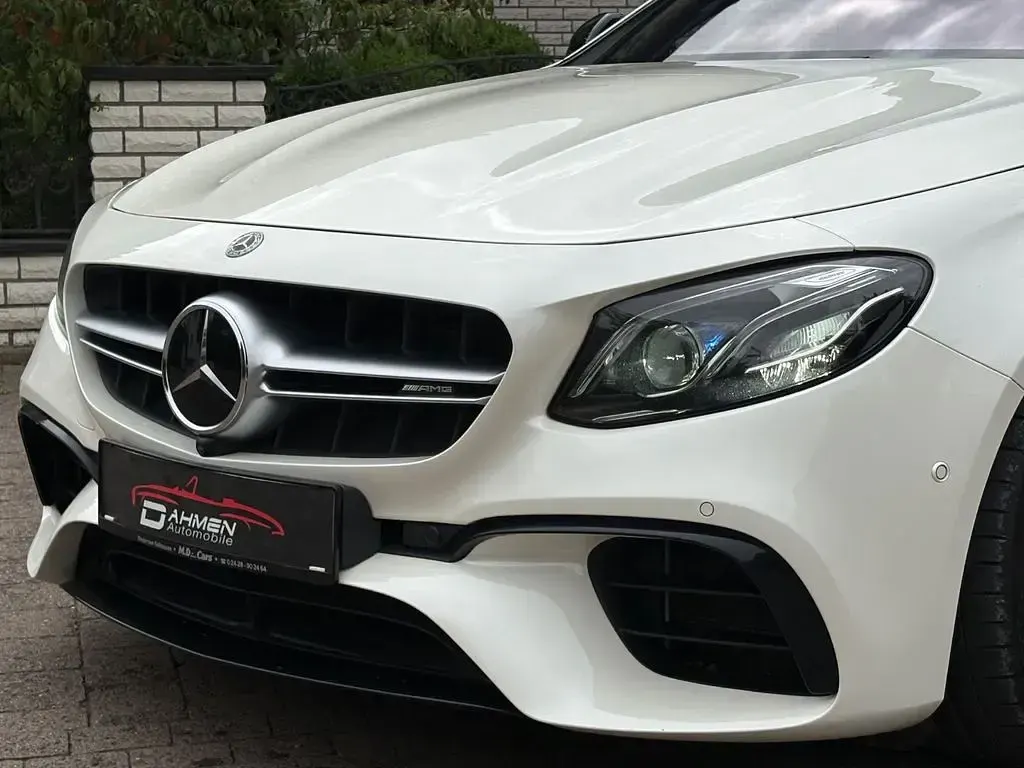 Gebraucht Mercedes E63S AMG AMG 612 PS (450 kW) 2019 Weiß Limousine