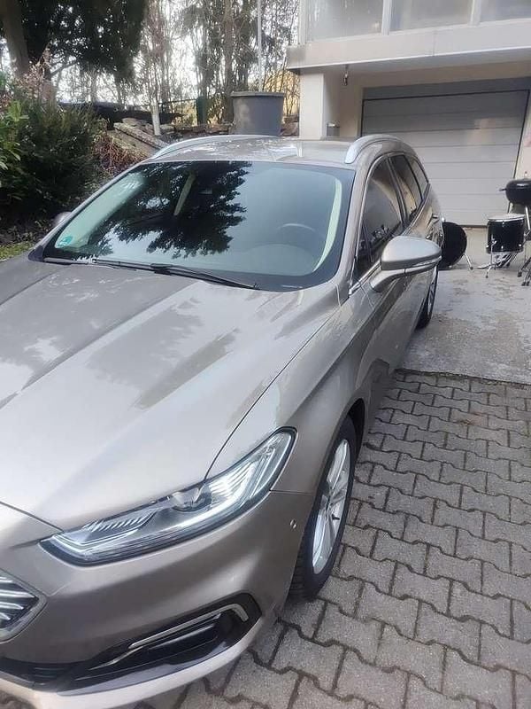 Gebraucht Ford Mondeo Titanium 150 PS (110 kW) 2019 Kombi
