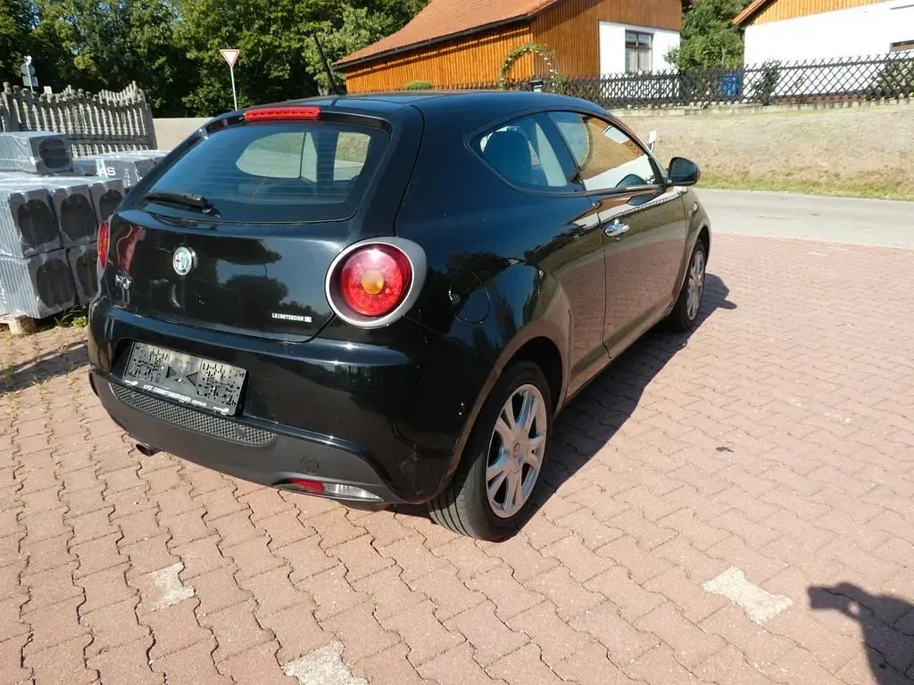 Gebraucht Alfa Romeo MiTo 79 PS (58 kW) 2012 Schwarz Kleinwagen