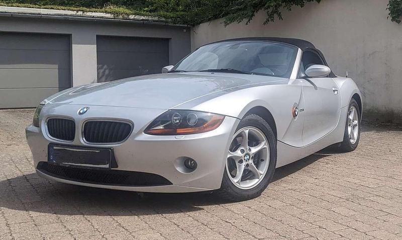 Grau Gebraucht 2005 BMW Z4 Performance Cabrio | 12.000 € (Superpreis) - Bild 1/4