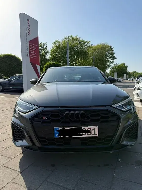 Gebraucht Audi S3 Sport 310 PS (228 kW) 2021 Grau Limousine