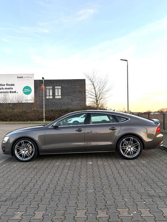 Gebraucht Audi A7 Sportback Ambiente 313 PS (230 kW) 2013 Braun Kleinwagen