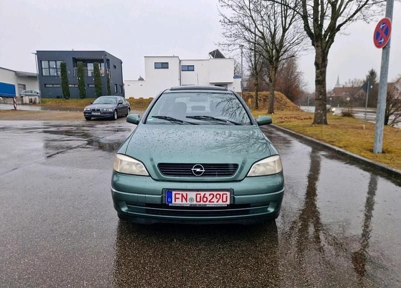 Gebraucht Opel Astra 101 PS (74 kW) 1998 Limousine