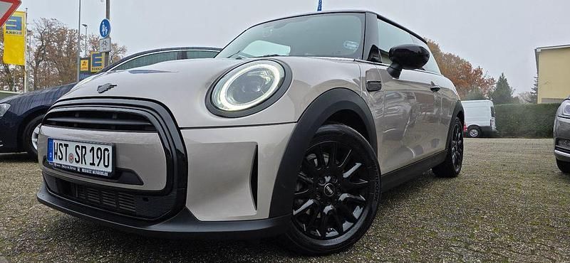 Beige Gebraucht 2021 Mini Cooper Resolute Edition Kleinwagen | 22.999 € (Fairer Preis) - Bild 1/4