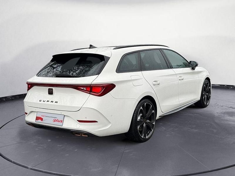 Gebraucht Cupra Leon VZ 245 PS (180 kW) 2022 Weiß Limousine