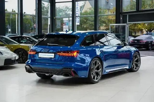 Gebraucht Audi RS6 Performance 630 PS (463 kW) 2024 Blau Kombi