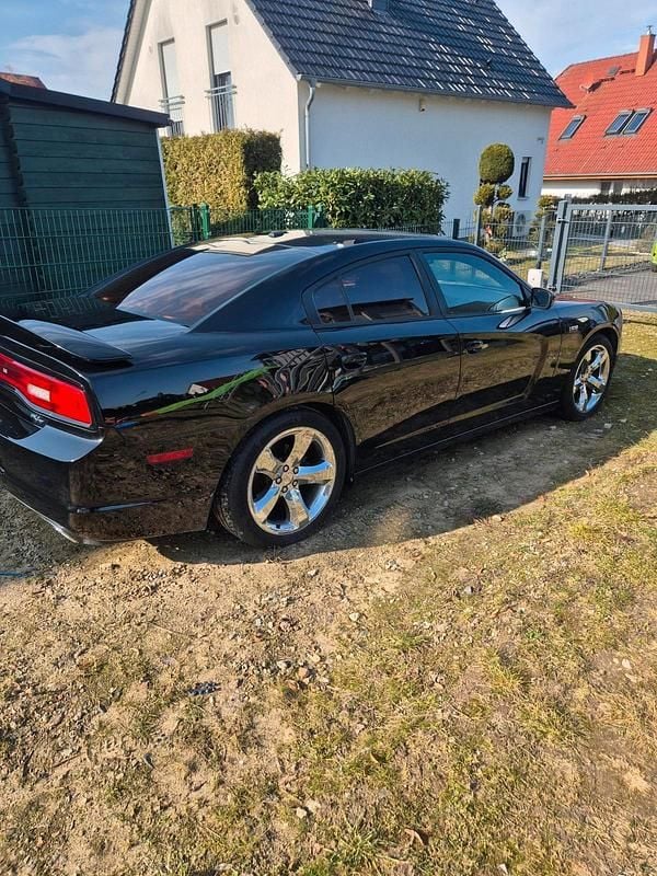 Second-hand Dodge Charger 375 CP (275 kW) 2012 Negru Berlinǎ