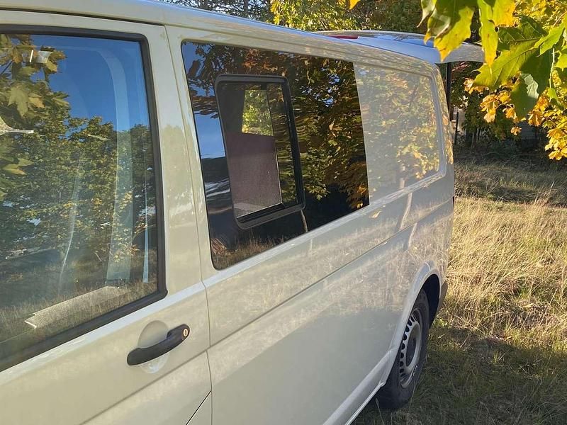 Gebraucht VW T5 R 102 PS (75 kW) 2013 Weiß Van