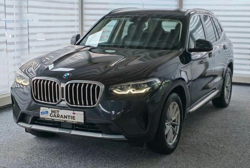 Gebraucht BMW X3 Sport Line 190 PS (139 kW) 2023 Grau SUV