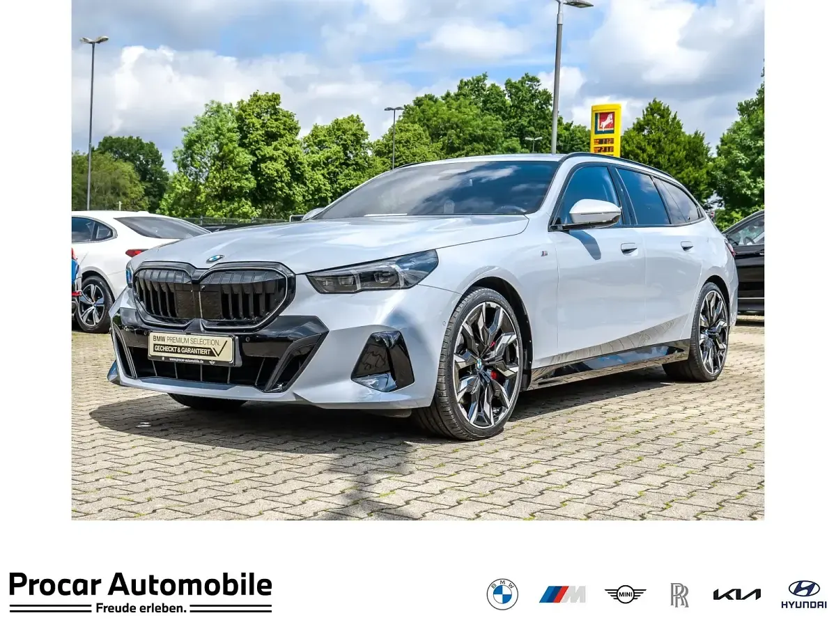 Gebraucht BMW 540 M Sport 303 PS (222 kW) 2024 Kombi