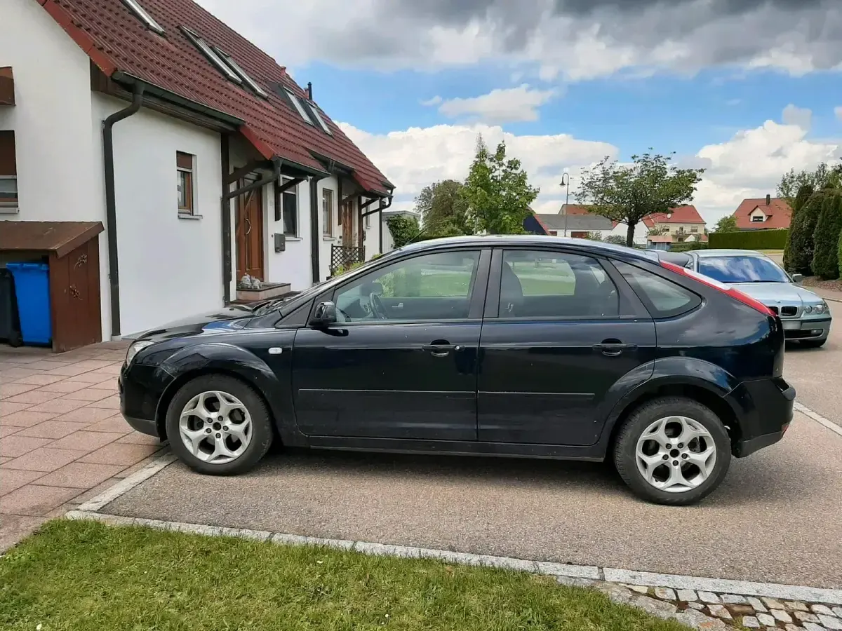 Gebraucht Ford Focus 125 PS (91 kW) 2007 Schwarz Limousine