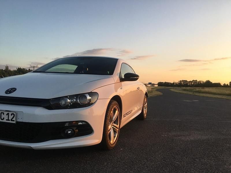 Gebraucht VW Scirocco R-line 160 PS (117 kW) 2011 Weiß Coupé