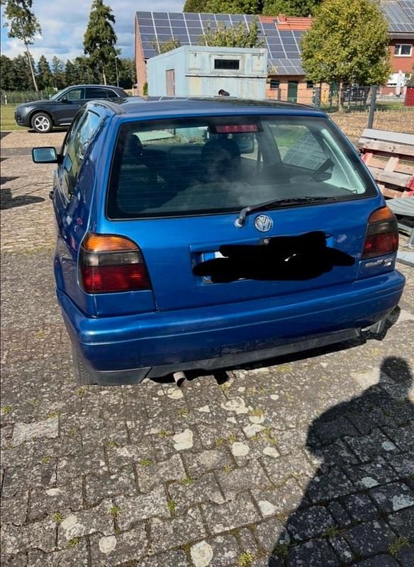 Gebraucht VW Golf III 115 PS (84 kW) 1996 Blau Kleinwagen