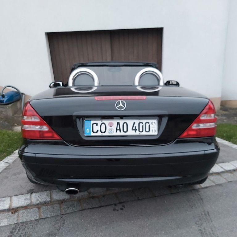 Gebraucht Mercedes SLK230 197 PS (144 kW) 2004 Schwarz Cabrio