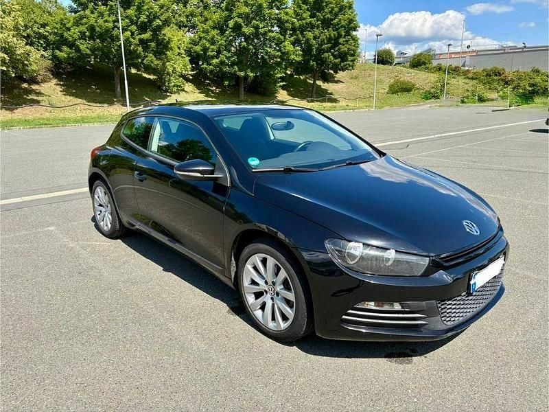 Second-hand VW Scirocco 122 CP (89 kW) 2009 Negru Coupe