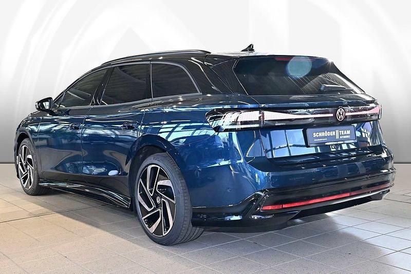 Nowe VW ID.7 Pro 210 kW (286 KM) 2026 Niebieski Kombi