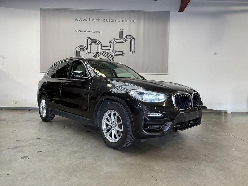 Sophistograu Gebraucht 2018 BMW X3 Advantage SUV | 25.790 € (Fairer Preis) - Bild 1/4