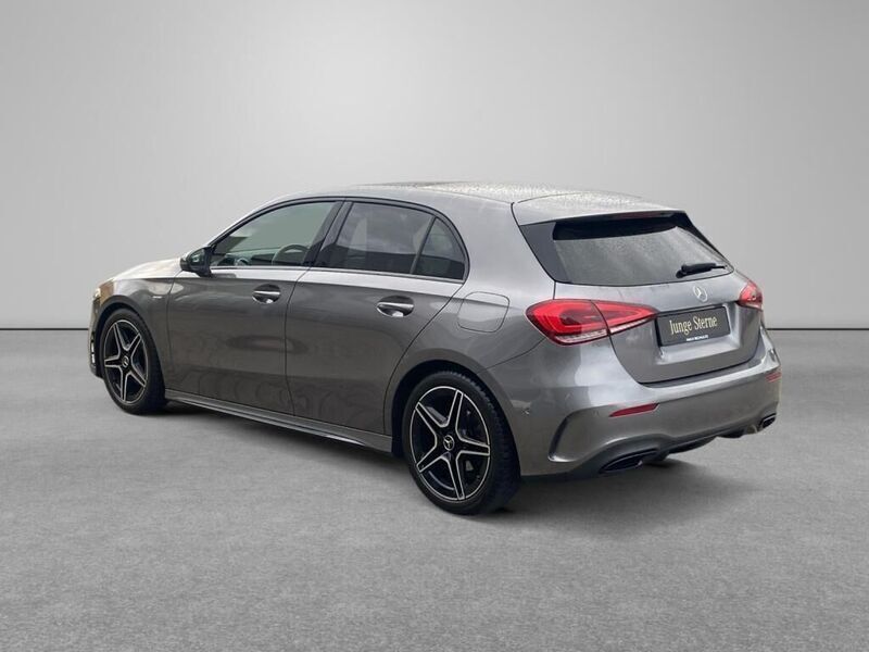 Gebraucht Mercedes A180 AMG 136 PS (100 kW) 2021 Andere Limousine