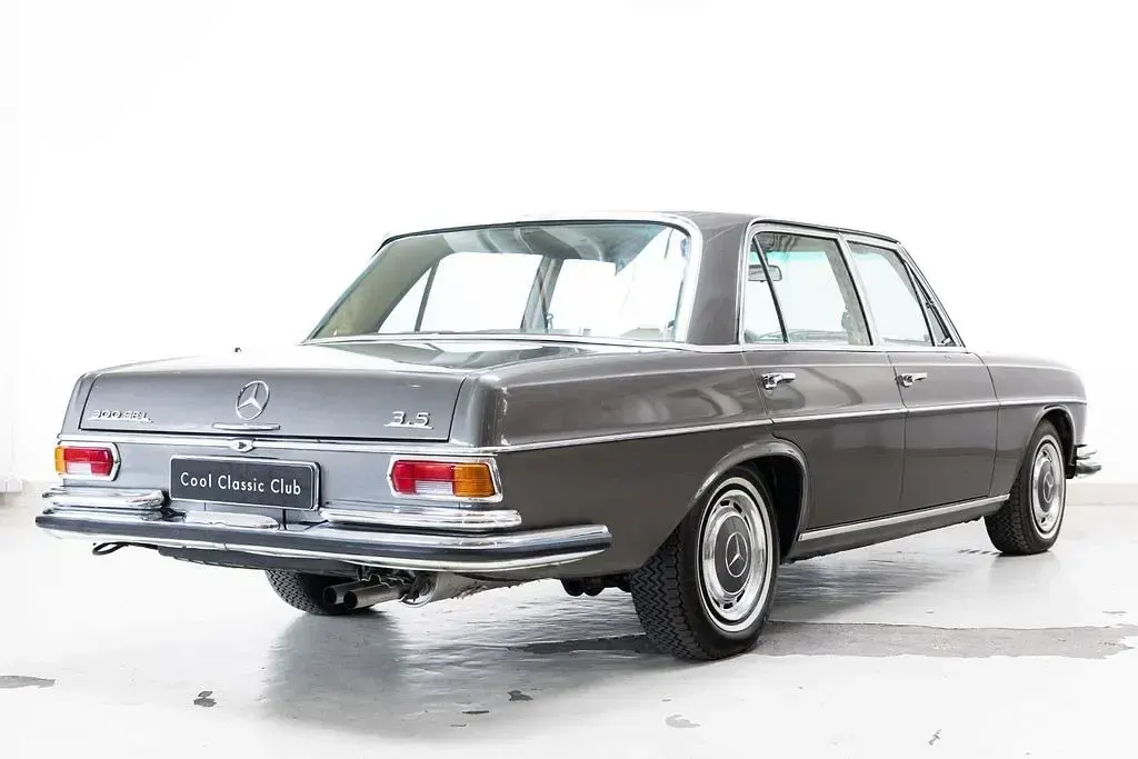 Gebraucht Mercedes 300 200 PS (147 kW) 1970 Grau Limousine