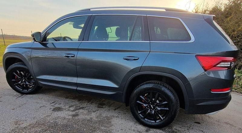 Grau Gebraucht 2019 Skoda Kodiaq Style SUV | 24.800 € (Superpreis) - Bild 1/4