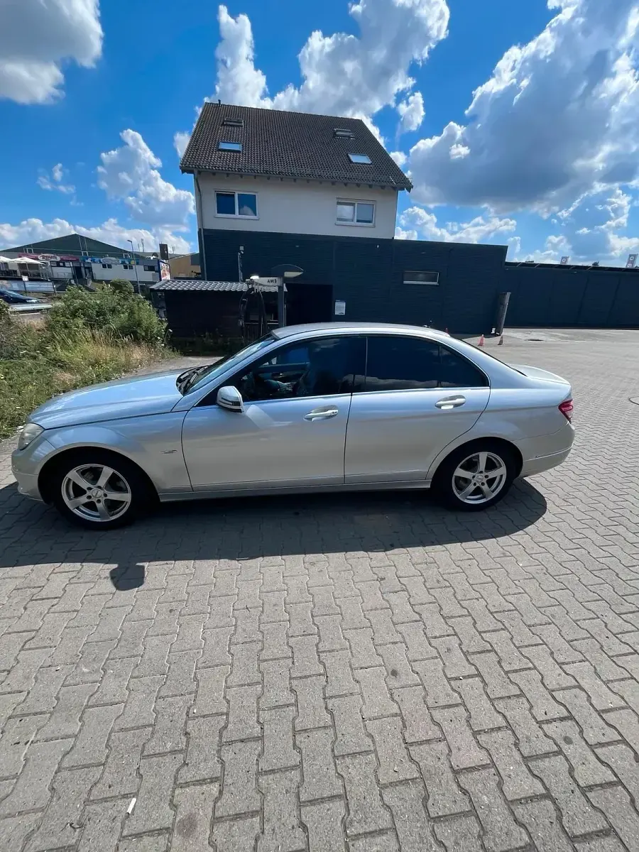 Gebraucht Mercedes C200 184 PS (135 kW) 2008 Grau Limousine