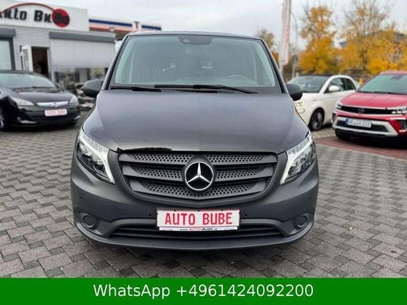 Gebraucht Mercedes Vito 195 PS (143 kW) 2024 Schwarz Van