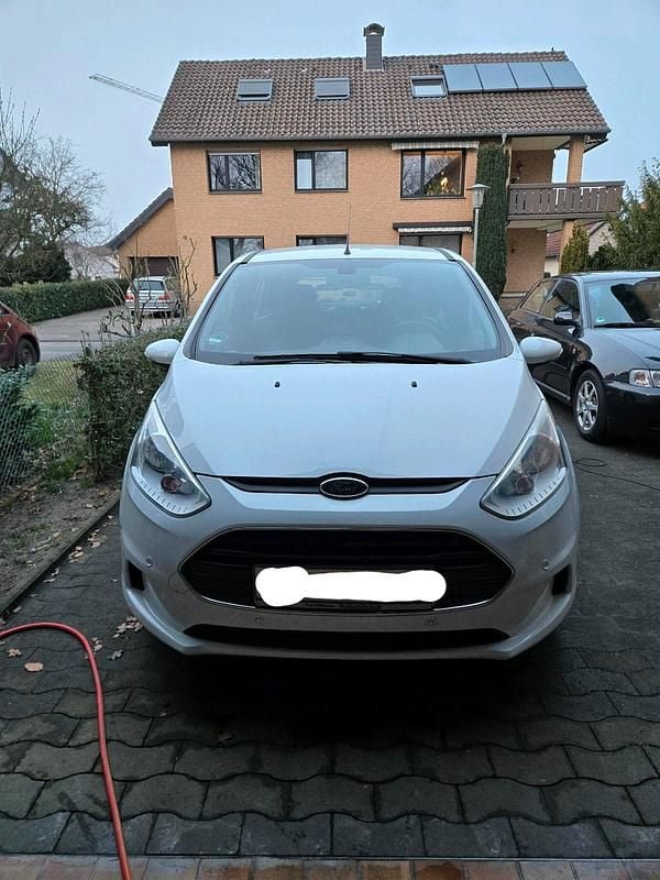 Gebraucht Ford B-MAX 101 PS (74 kW) 2017 Weiß Van / Kleinbus