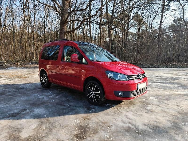 Gebraucht VW Caddy Edition 105 PS (77 kW) 2012 Rot Van / Kleinbus