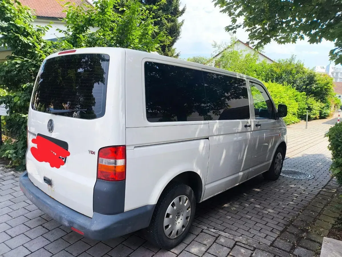 Gebraucht VW Caravelle 131 PS (96 kW) 2006 Weiß Van