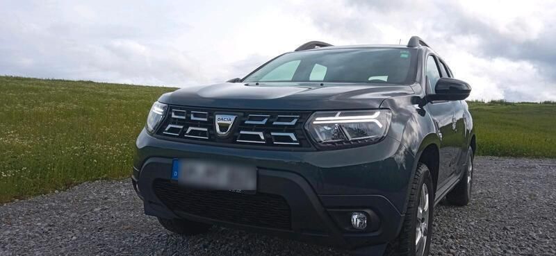 Grau Gebraucht 2022 Dacia Duster SUV | 14.500 € (Superpreis) - Bild 1/4