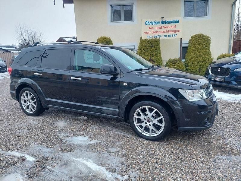 Schwarz Gebraucht 2012 Fiat Freemont Lounge SUV | 3.790 € (Superpreis) - Bild 1/4