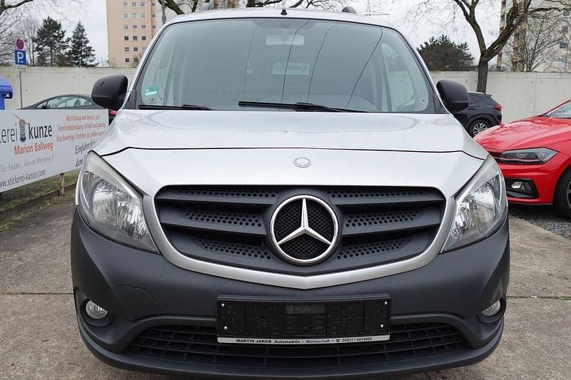 Gebraucht Mercedes Citan 111 110 PS (80 kW) 2016 Silber Van / Kleinbus