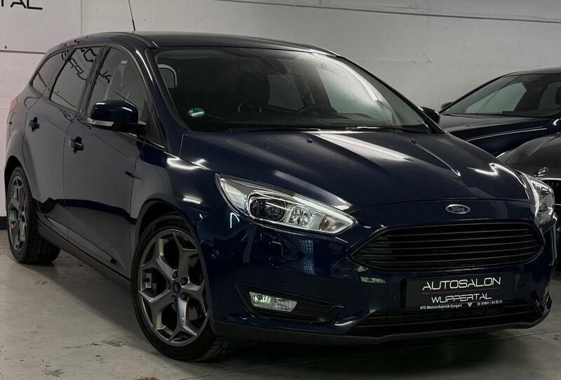 Blau Gebraucht 2016 Ford Focus Titanium Kombi | 8.999 € (Fairer Preis) - Bild 1/4