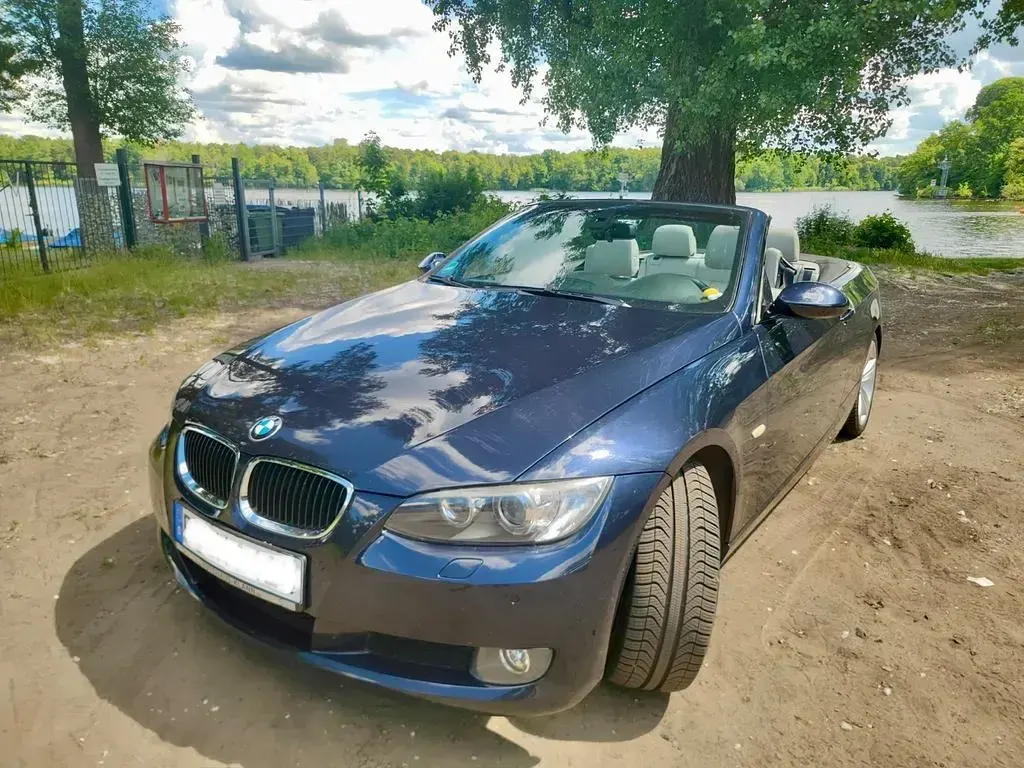 Gebraucht BMW 320 Cabriolet 170 PS (125 kW) 2009 Blau Cabrio