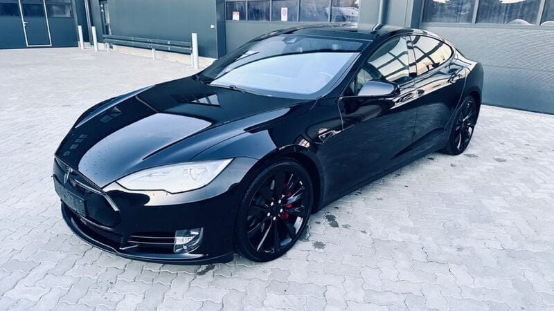 Schwarz Gebraucht 2016 Tesla Model S Limousine | 26.999 € (Fairer Preis) - Bild 1/4